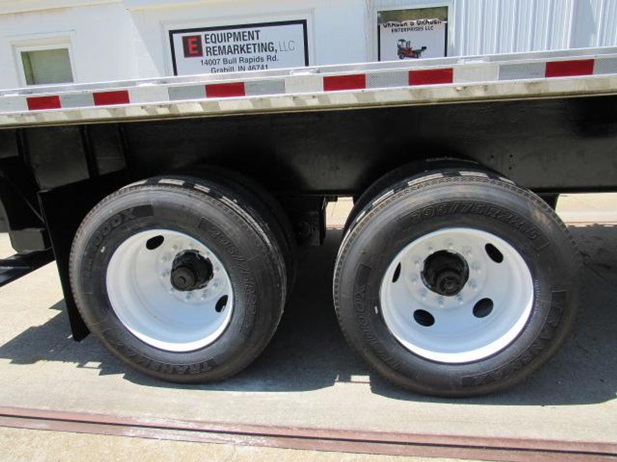 Used 2014 Great Dane Trailers 36' 6" X 102" Aluminum Combo Flatbed Moffett Trailer