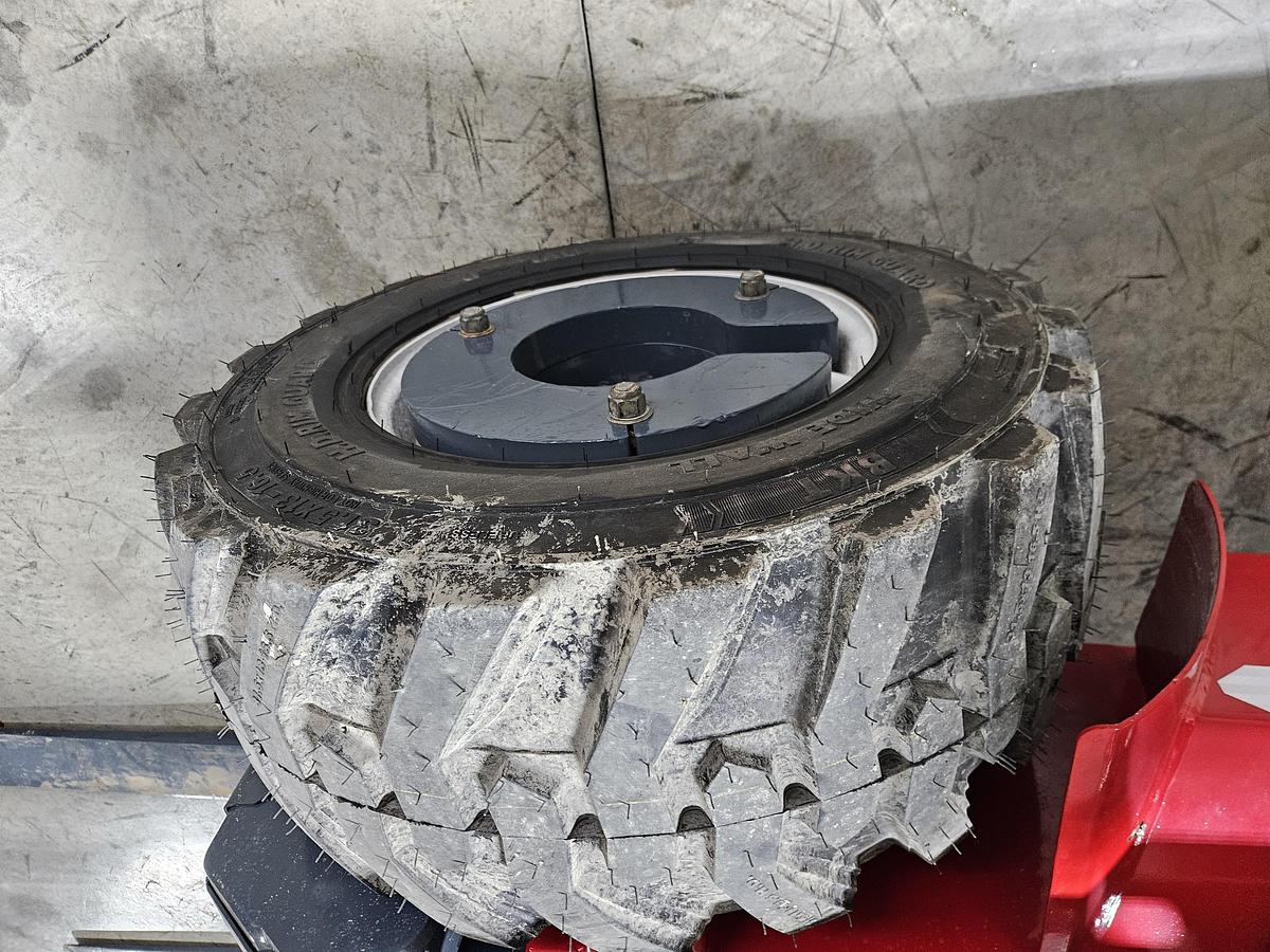 Used 2015 Moffett M8 55.4 4 Way