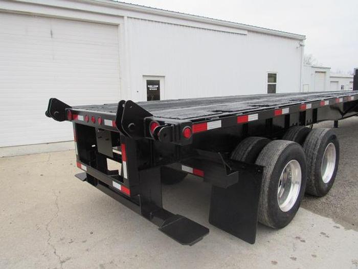 Used 2013 Utility 45' X 102 Princeton/Moffett Trailer