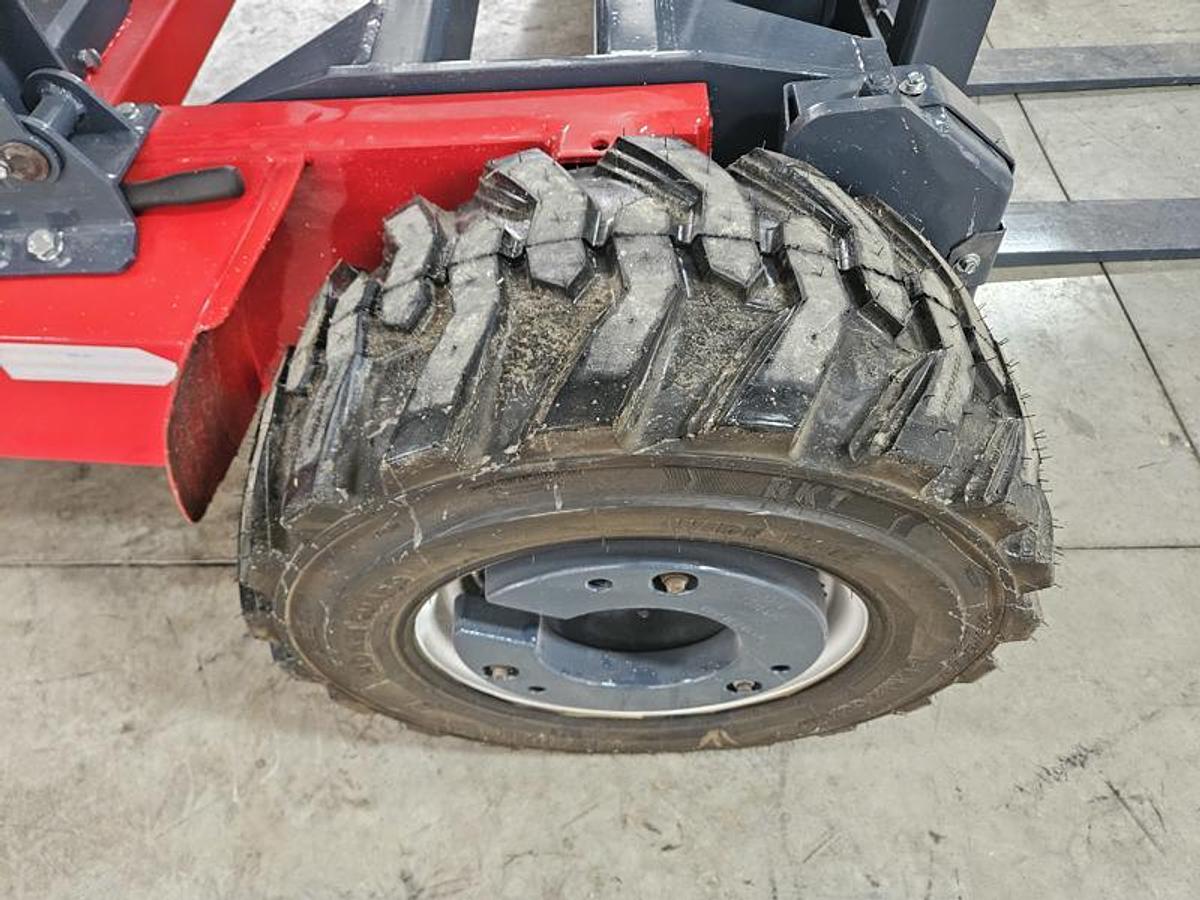 Used 2013  Moffett M 55.4  4 Way