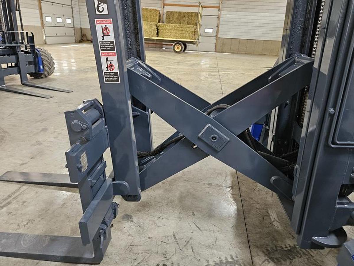 Used 2012 Moffett M55P with Extended Reach