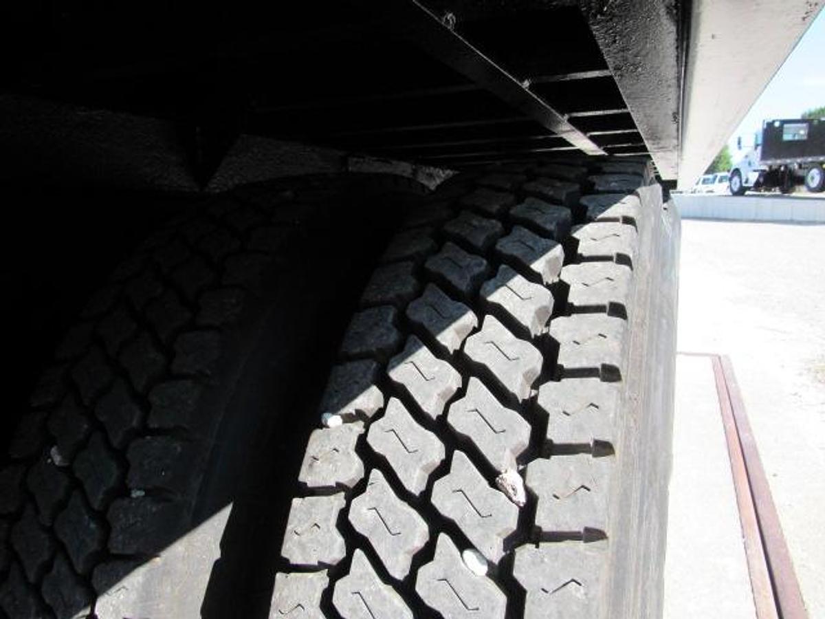 Used 2021 Kenworth T370 Flatbed Truck