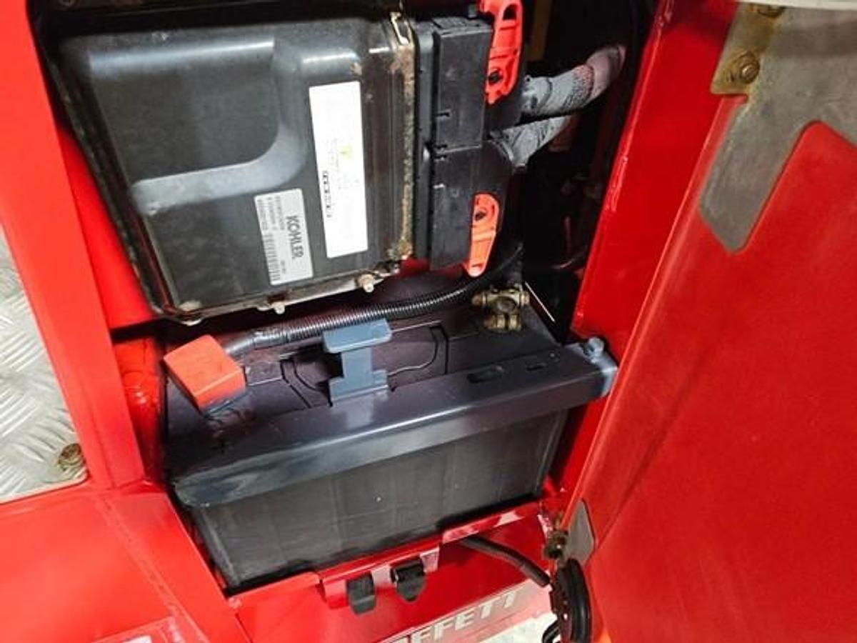 Used 2015 Moffett M8 55.4  4 Way