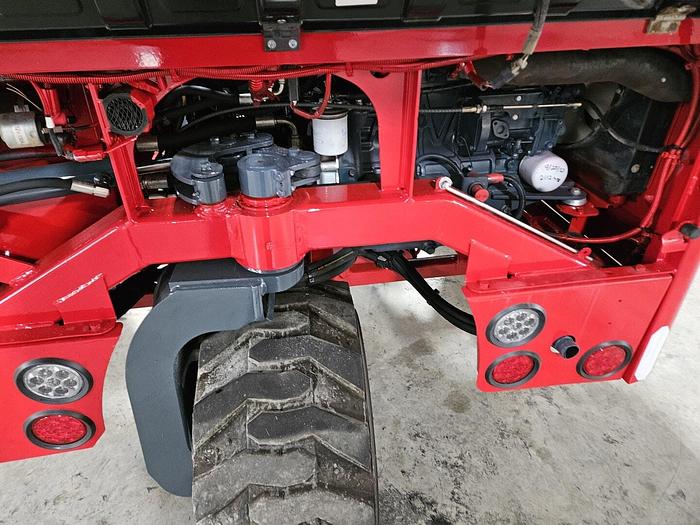 Used 2014 Moffett M55