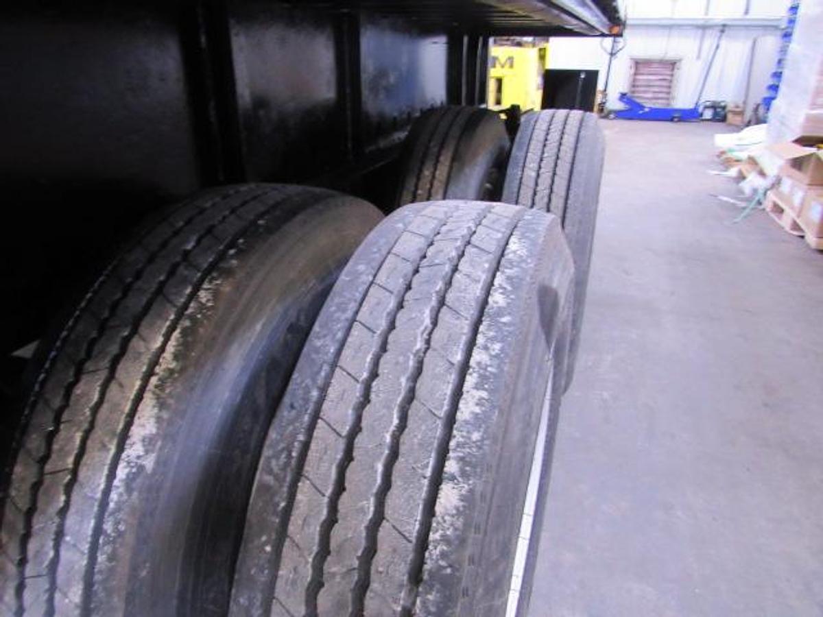 Used 2014 Utility 48' X 102 Princeton/Moffett Trailer