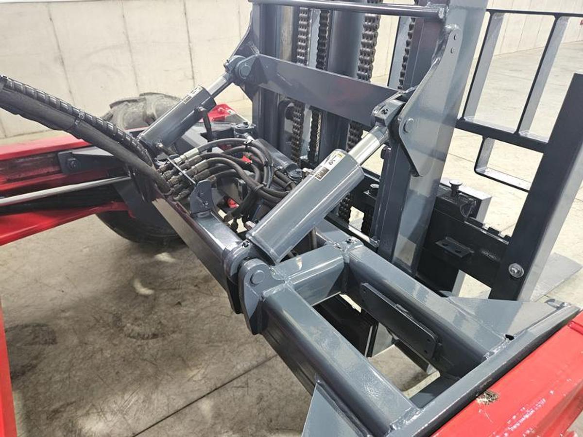 Used 2016 Moffett M8 55.3