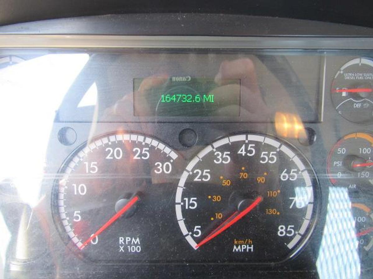 Used 2022 Freightliner M2 106