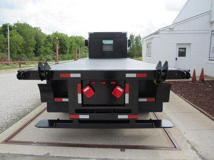 Used 2014 International DuraStar 4400