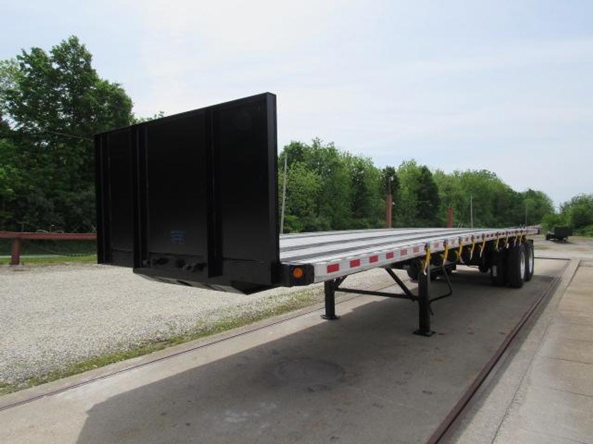 Used 2015 Fontaine 36' 6" X 102" Aluminum Combo Princeton/Moffett Trailer