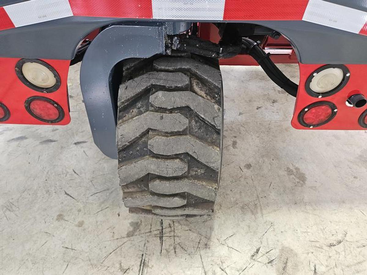 Used 2014 Moffett M55