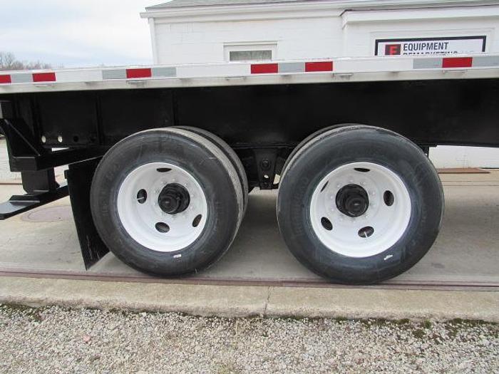 Used 2014 Utility 36' 6" X 102 Alum Combo Princeton/Moffett Trailer