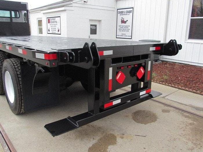 Used 2017 Freightliner M2 106