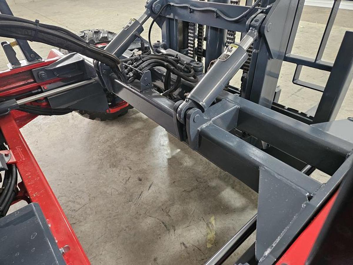 Used 2013  Moffett M 55.4  4 Way