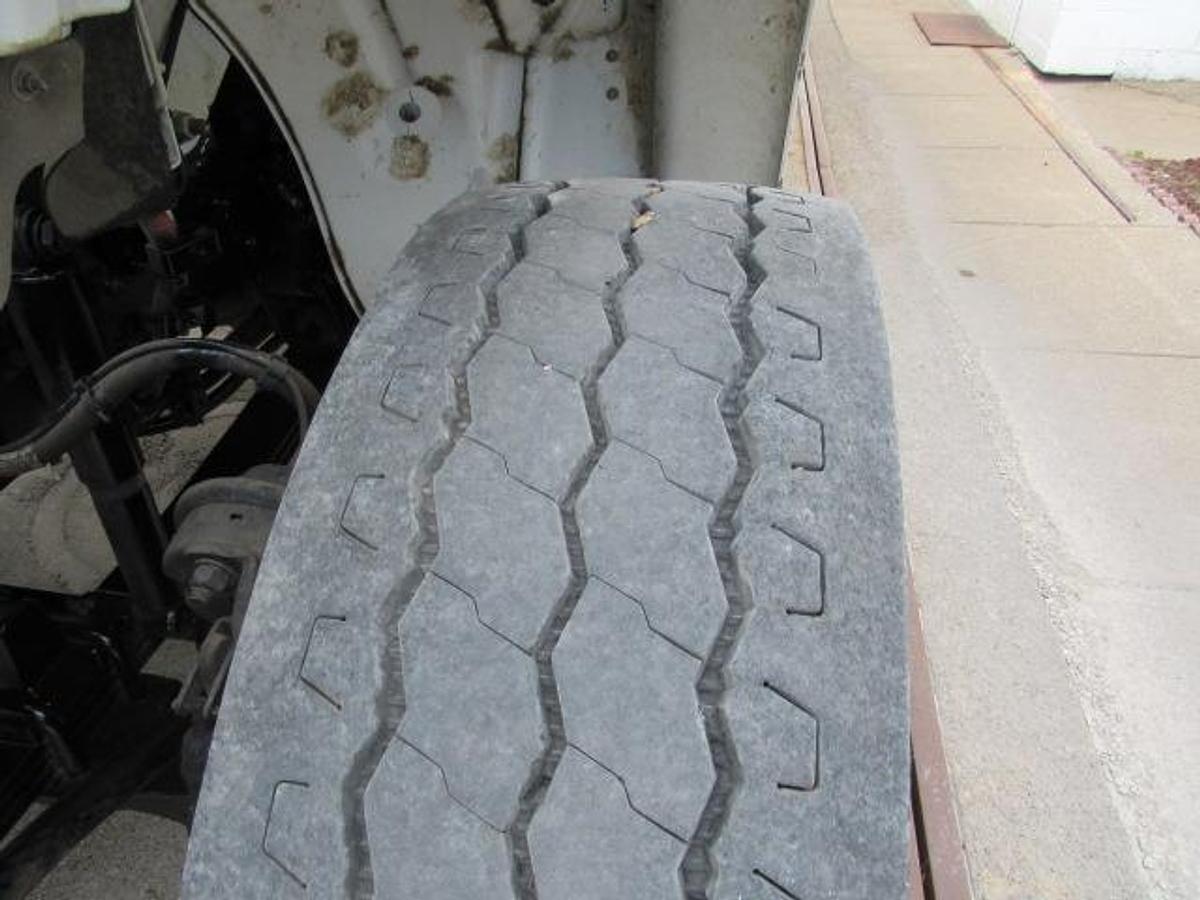 Used 2022 Freightliner M2 106