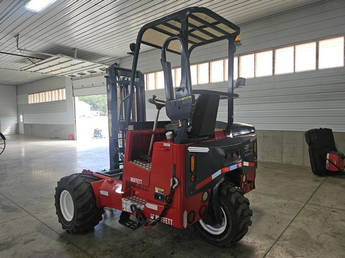 Used 2014 Moffett M55