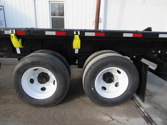 Used 2016 Utility 45' X 102 Princeton/Moffett Trailer