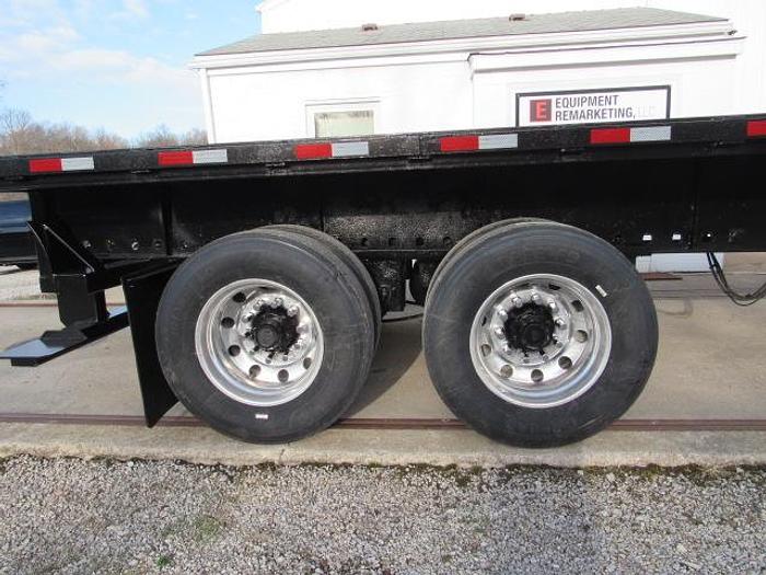 Used 2016 Great Dane Trailers 45' X 102" Flatbed Moffett Trailer