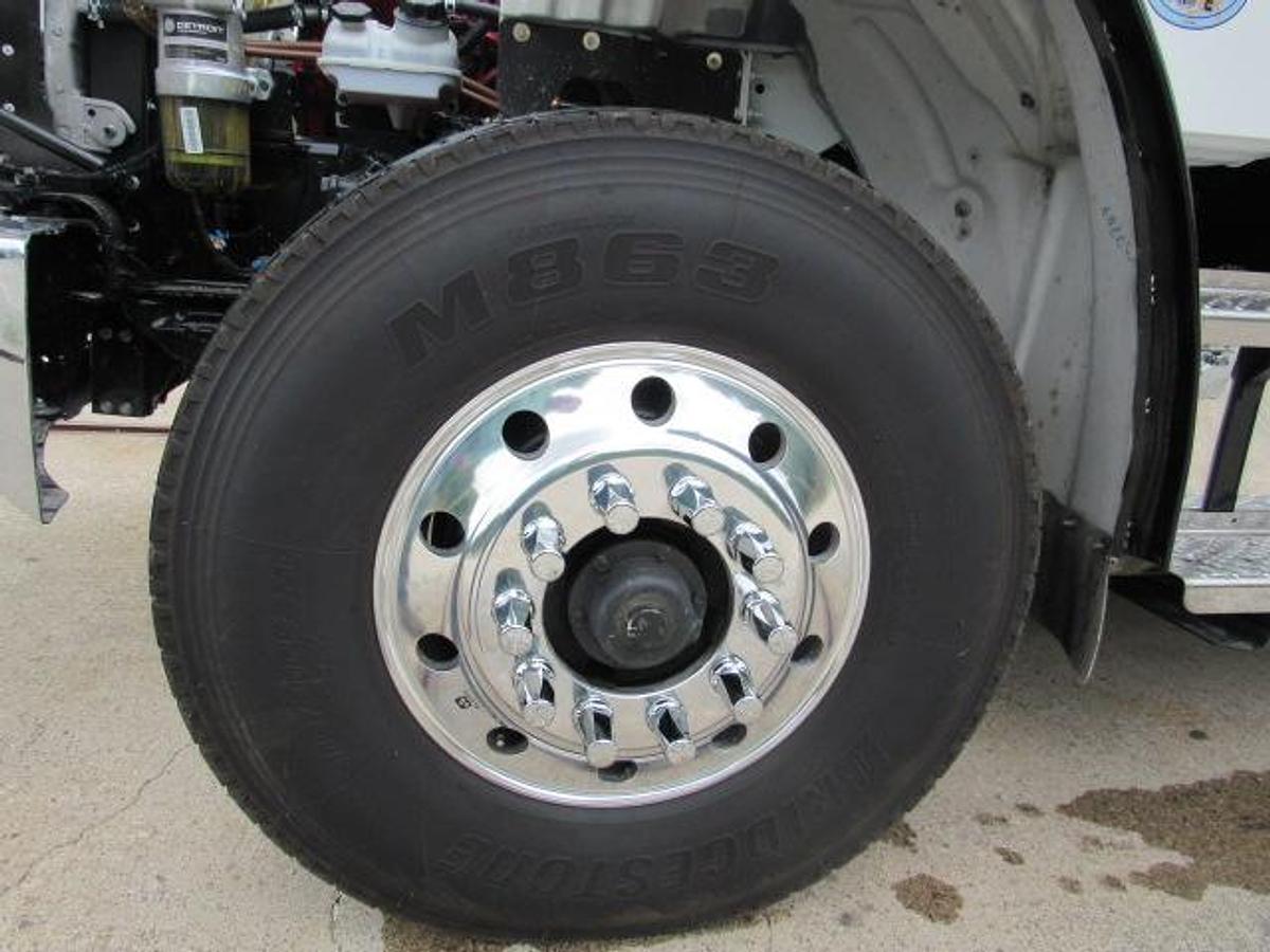 Used 2027 Freightliner M2 106