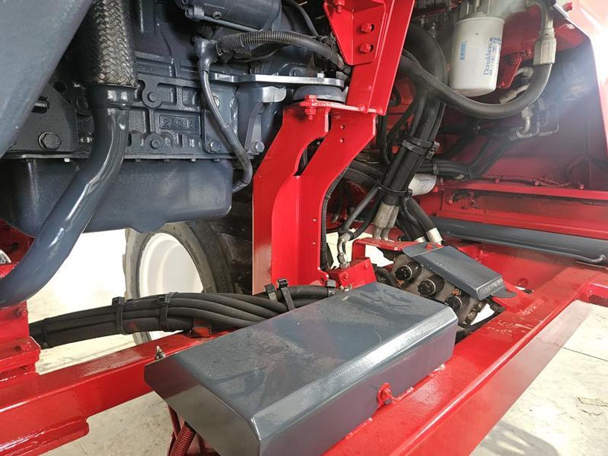 Used 2014 Moffett M55