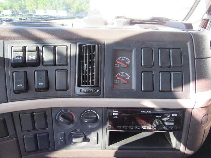 Used 2016 VOLVO VHD FLATBED TRUCK W/UNIVERSAL MOFFETT/PRINCETON MOUNTING KIT