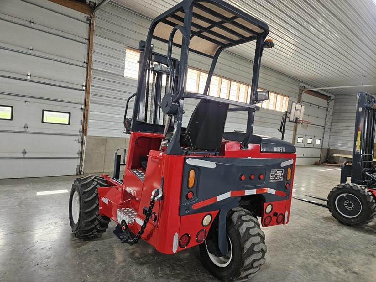 Used 2015 Moffett M8 55.3