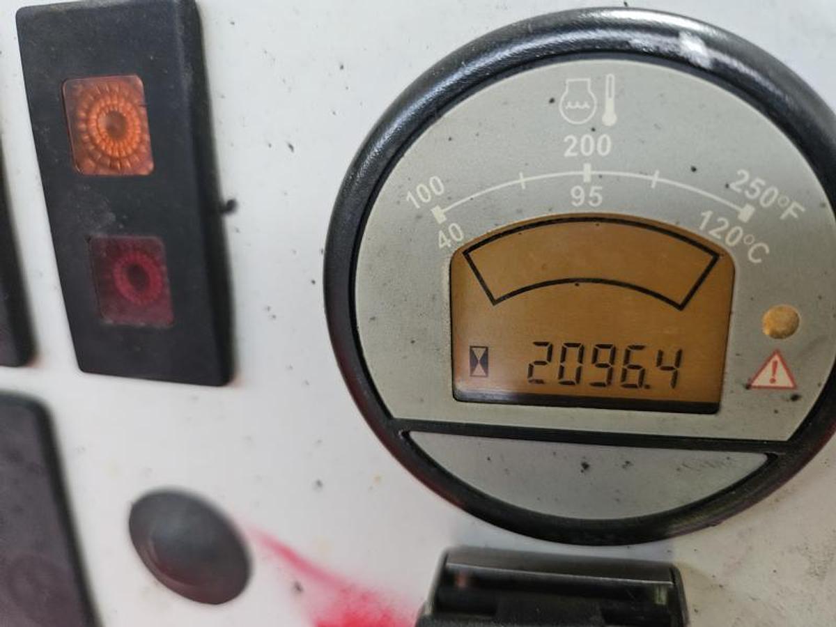 Used 2015 Moffett M8 55.3LP