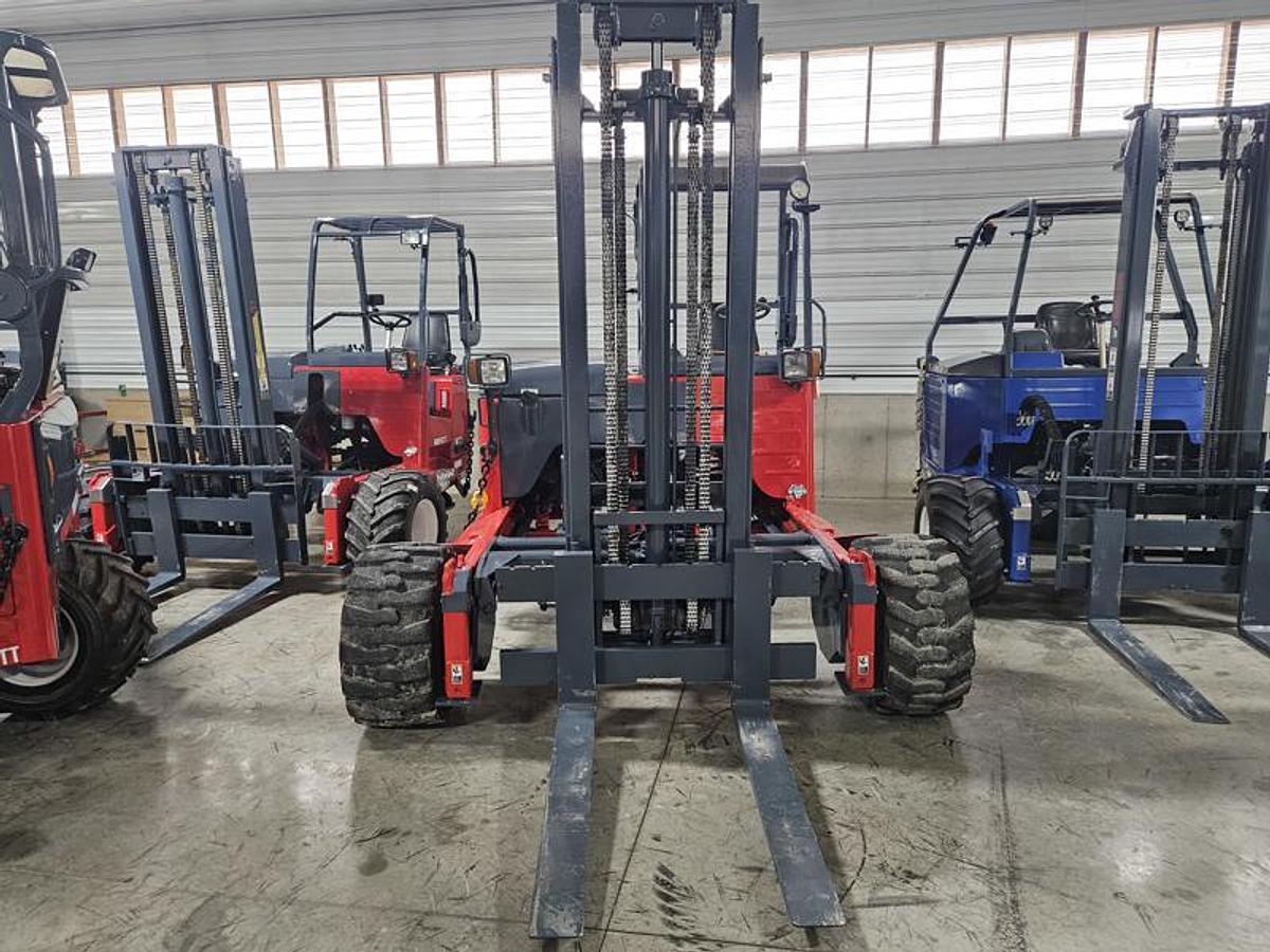 Used 2012 Moffett M70