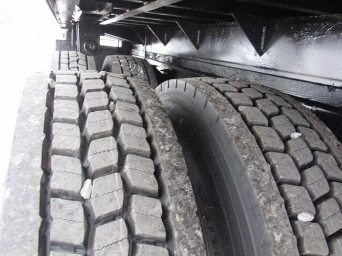 Used 2017 Freightliner M2 106