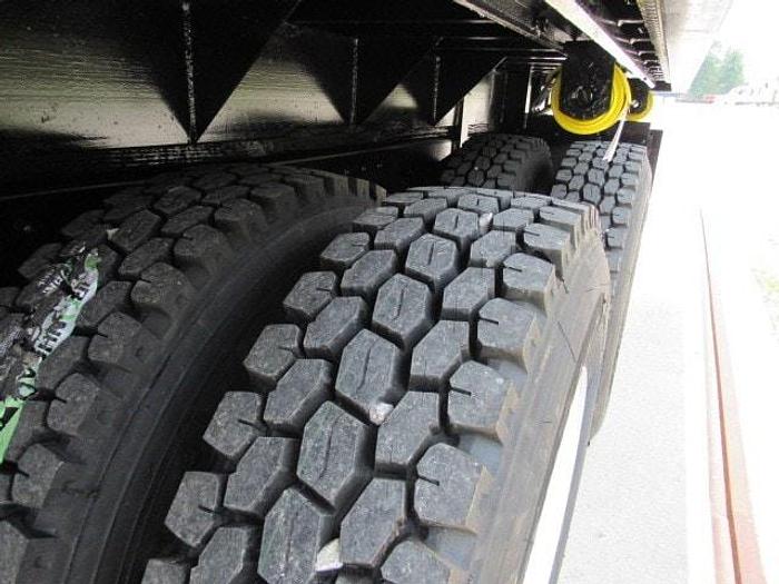 Used 2017 Freightliner M2 106