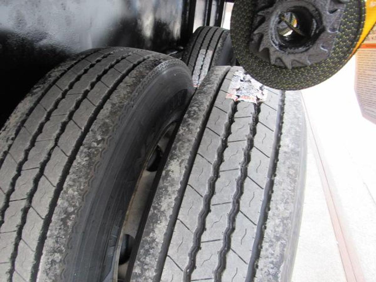 Used 2012 Utility 36' 6" X 102 Princeton/Moffett Trailer