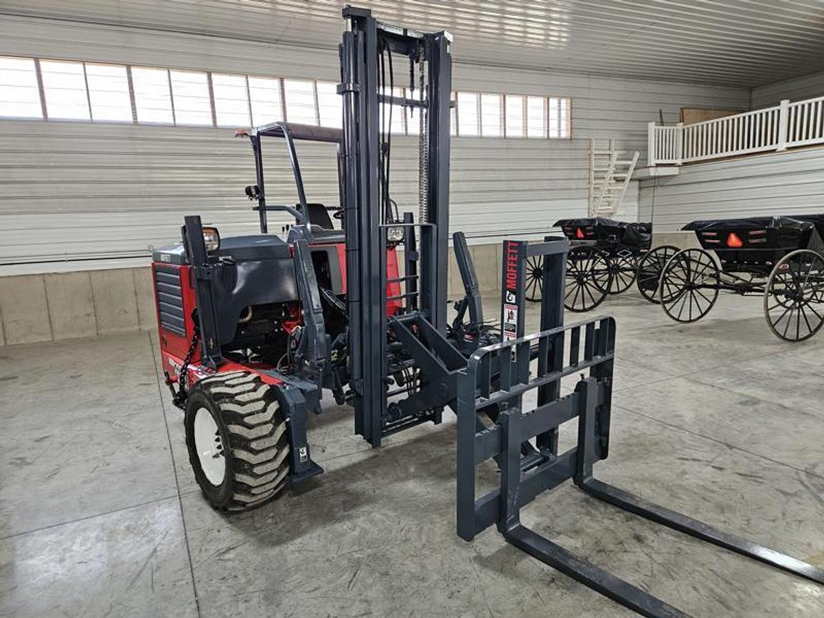 Used 2019  Moffett M5 50.4PNX  4 Way