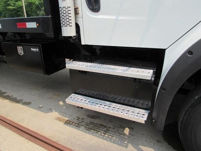 Used 2017 Freightliner M2 106