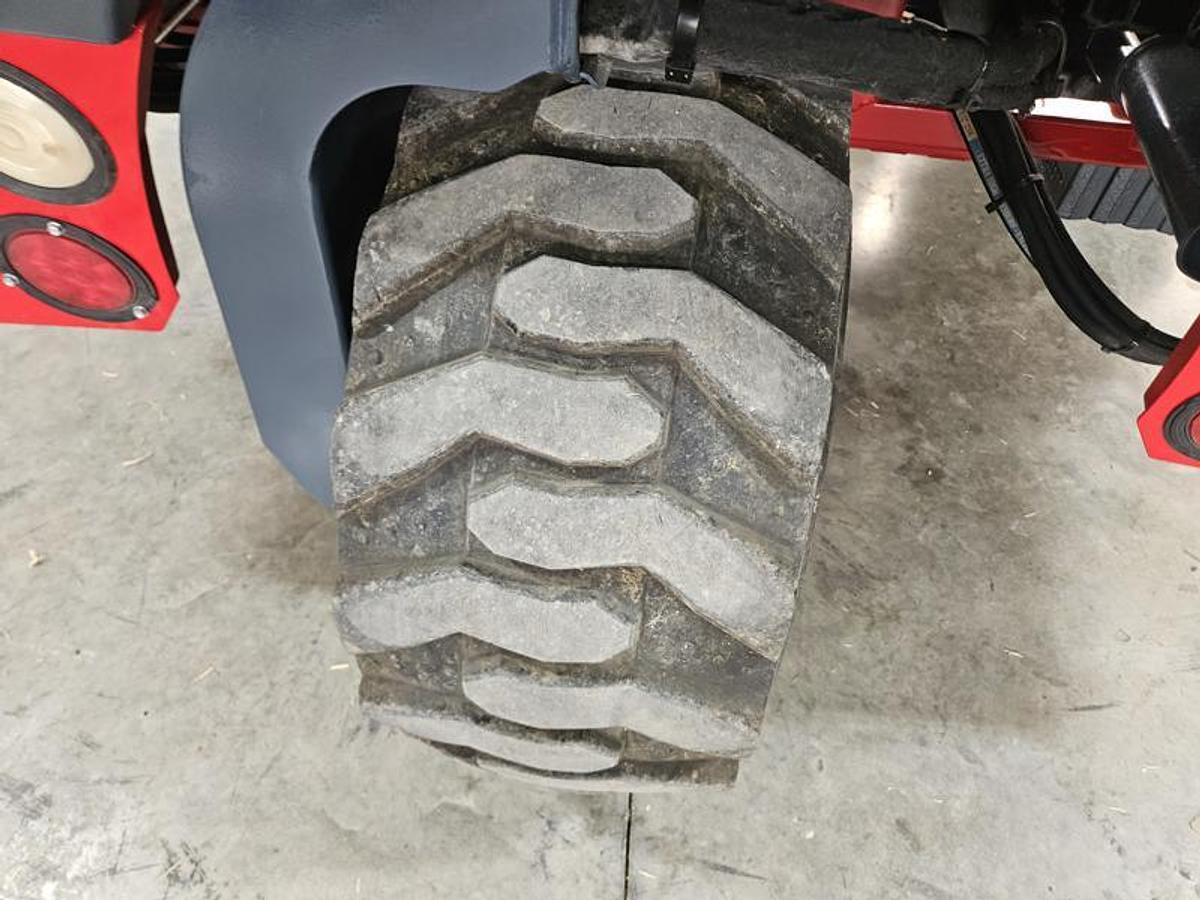 Used 2015 Moffett M8 55.3