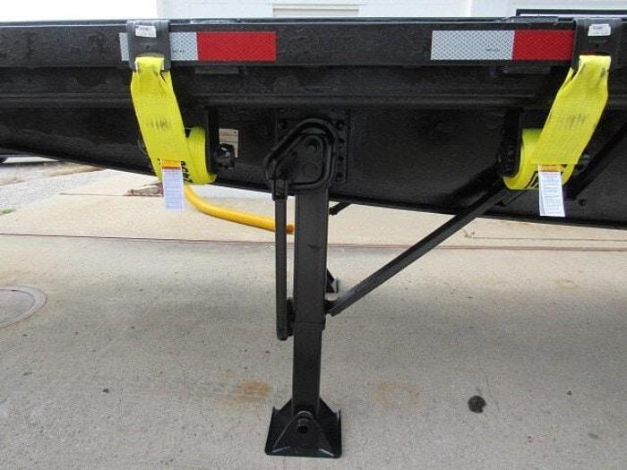 Used 2013 Great Dane Trailers 36' 6" X 102" Flatbed Moffett Trailer