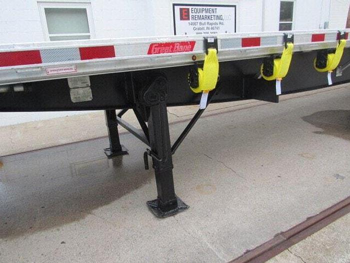 Used 2016 Great Dane Trailers 45' X 102" Flatbed Moffett Trailer