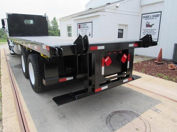 Used 2017 Freightliner M2 106