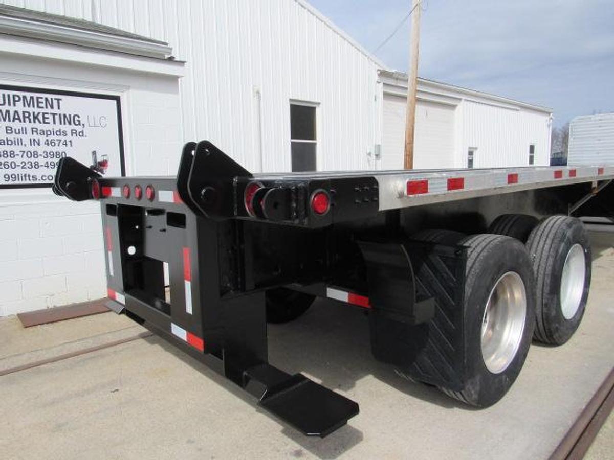 Used 2016 Utility 36' 6" X 102 Alum Combo Princeton/Moffett Trailer