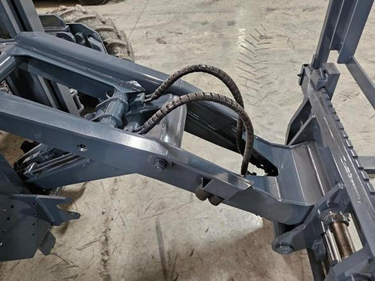 Used 2018 LOADMAC 825  2 Way Forklift w/Extended Reach