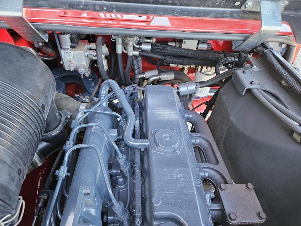 Used 2014 Moffett M55