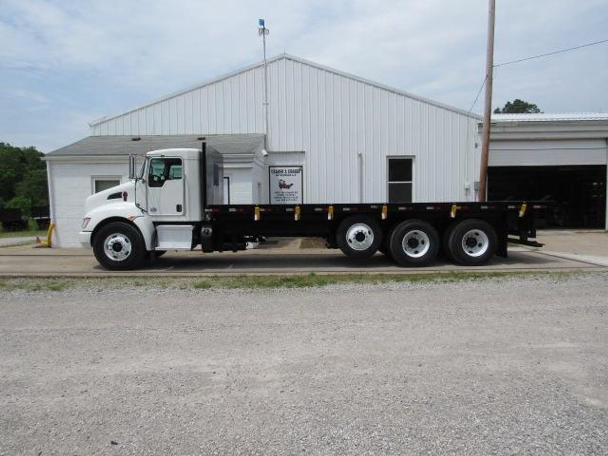 Used 2021 Kenworth T370 Flatbed Truck