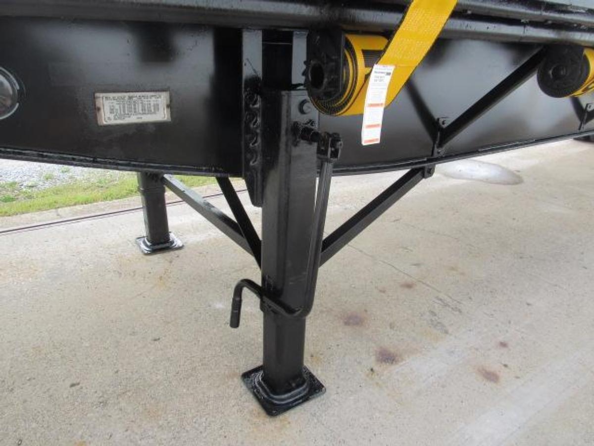 Used 2018 Utility 45' X 102 Princeton/Moffett Trailer