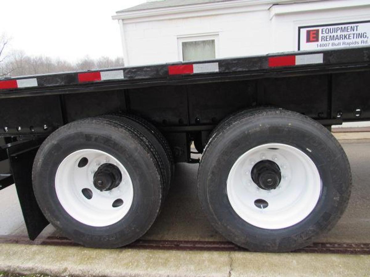 Used 2013 Utility 45' X 102 Princeton/Moffett Trailer