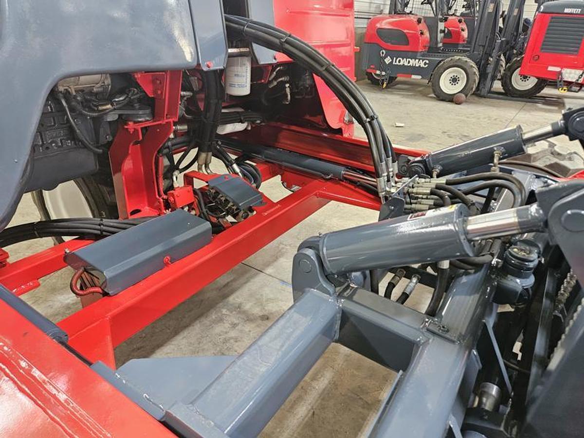 Used 2014 Moffett M55