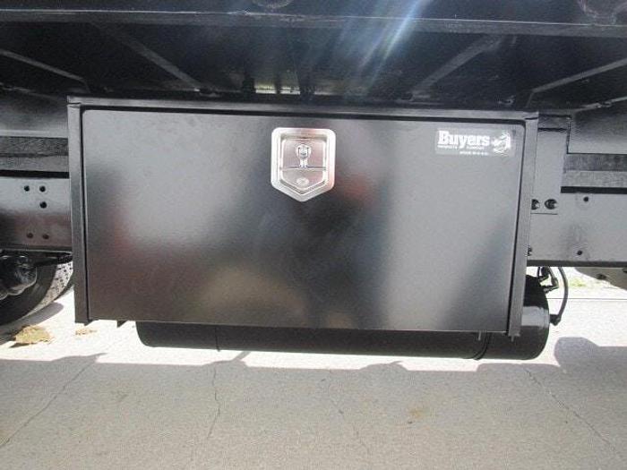 Used 2016 Freightliner M2 106