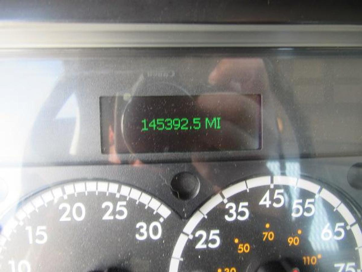Used 2022 Freightliner M2 106