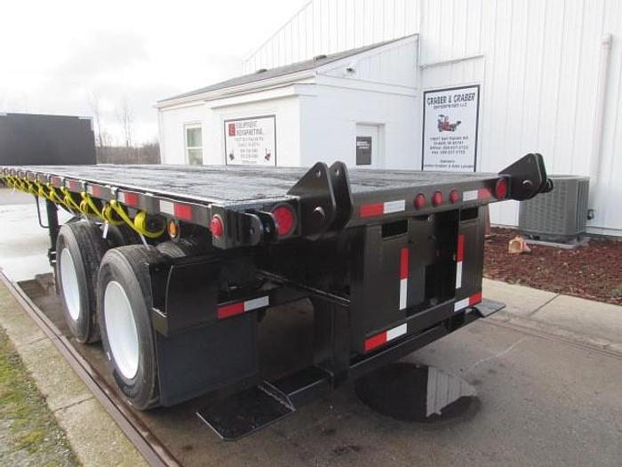 Used 2013 Utility 32' X 96" Princeton/Moffett Trailer