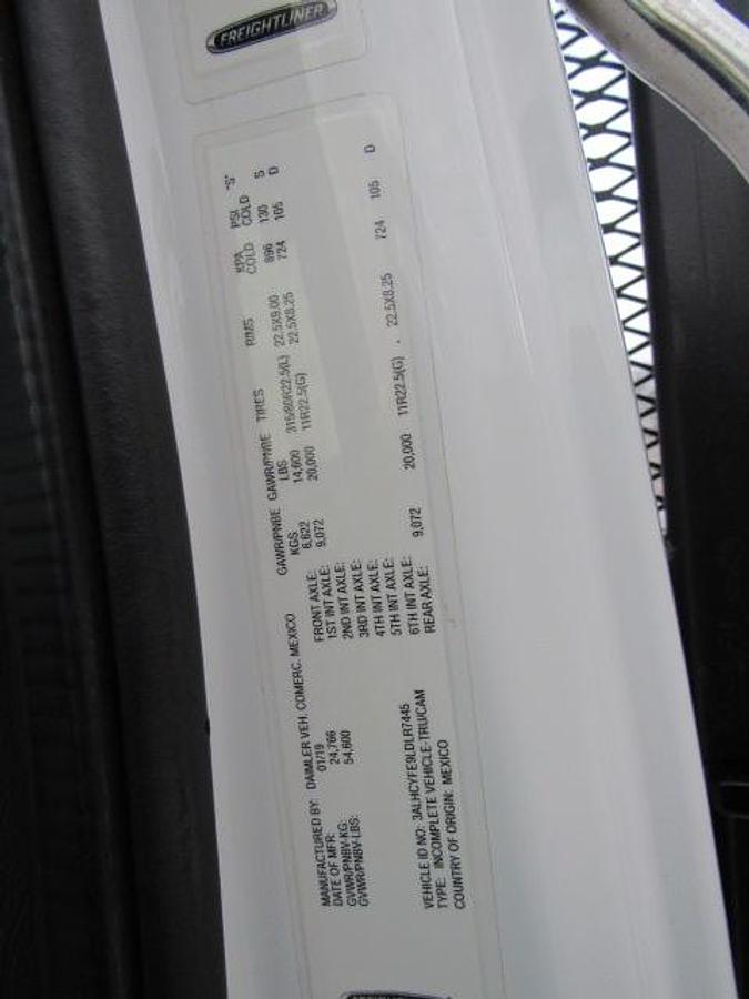 Used 2020 Freightliner M2 106