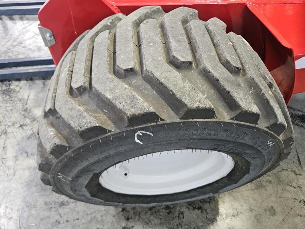 Used 2014 Moffett M55