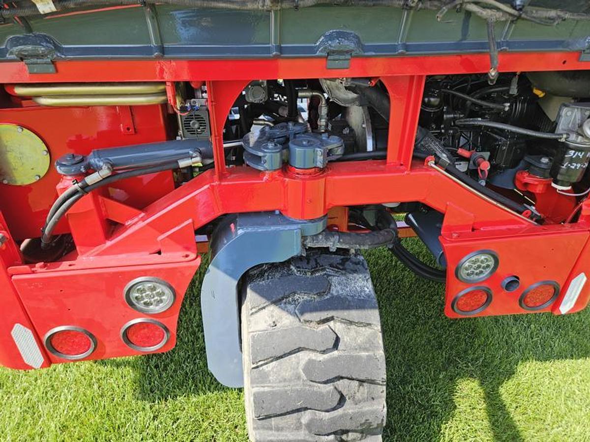 Used 2014 Moffett M70