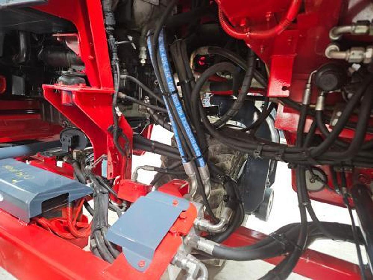 Used 2015 Moffett M8 55.4  4 Way